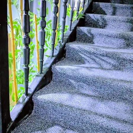 Guesthouse2 Karma369 旅馆 *