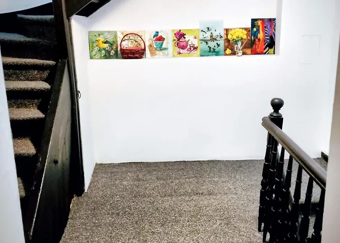 Guesthouse2 Karma369 旅馆 *