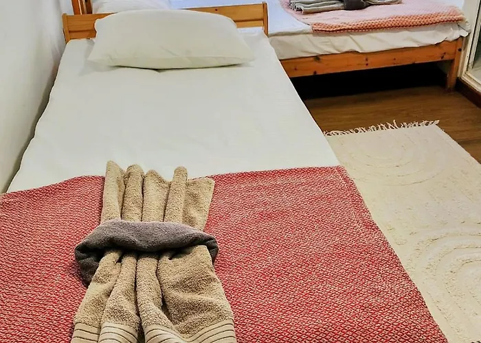 Guesthouse2 Karma369 旅馆 *